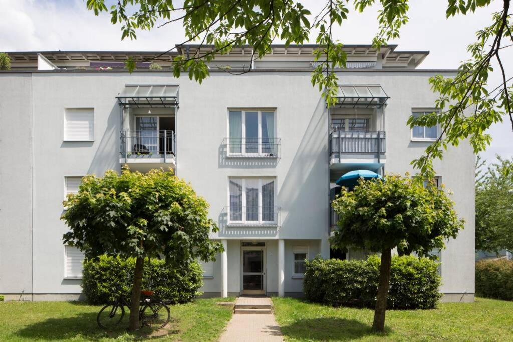 קרלסרוהה Exklusives Apartment Inklusive Netflix Und Parkplatz מראה חיצוני תמונה