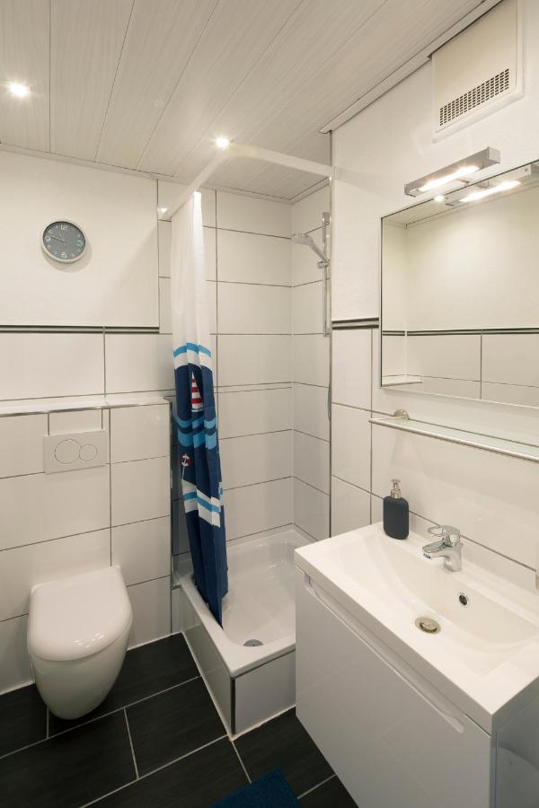 קרלסרוהה Exklusives Apartment Inklusive Netflix Und Parkplatz מראה חיצוני תמונה